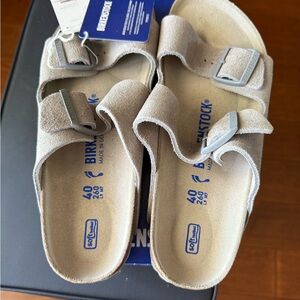 Birkenstock Gray Suede Sandals Classic Design